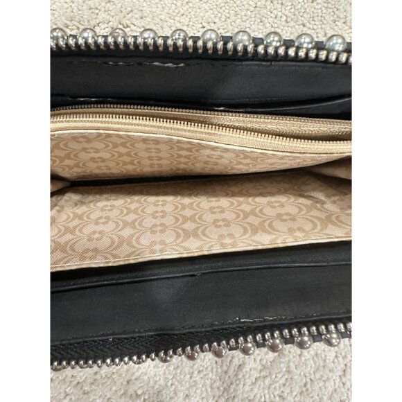 Black Studded Leather Wallet With Zipper & Multiple Compartments Charming Charli - Picture 7 of 10